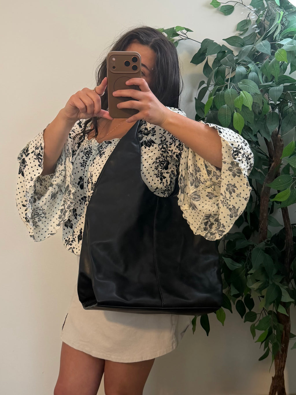 Faye Hobo Bag