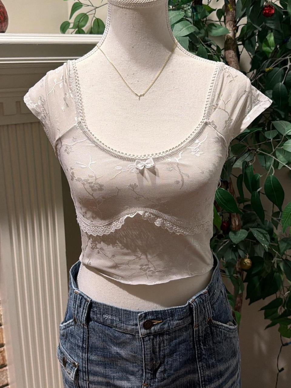 SHEIN White Lace Top